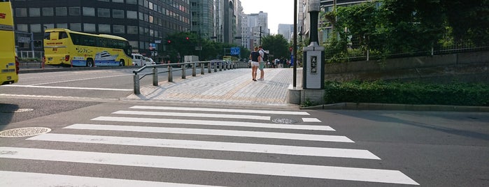 Mannen Bridge is one of 銀座.