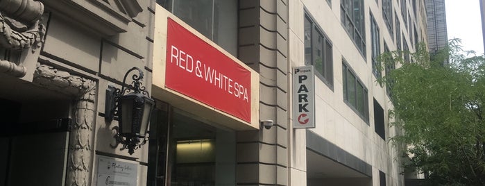 Red And White Spa is one of Tempat yang Disukai Erin.