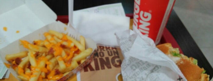 Burger King is one of สถานที่ที่บันทึกไว้ของ jose.