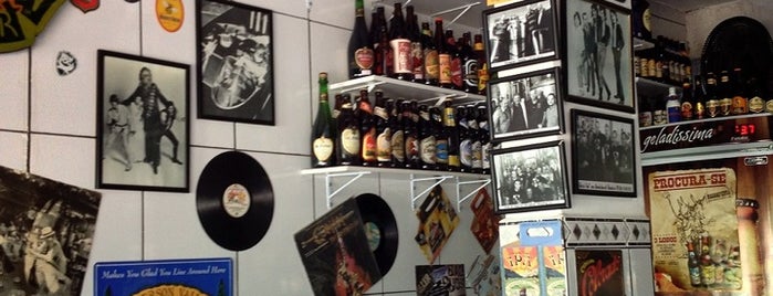 Café Vinil is one of Marlonさんの保存済みスポット.