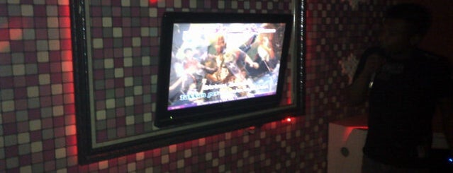 Diva Karaoke is one of Karaoke in Kendari.