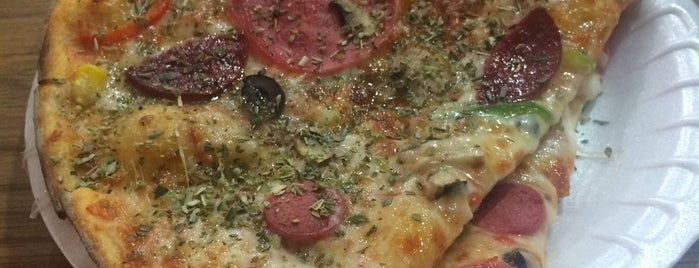 Pizza Vegas is one of Göz Atış.