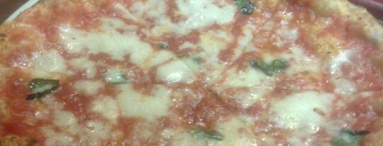 Pizzeria Yuiciro&A is one of TAMA de Italian.