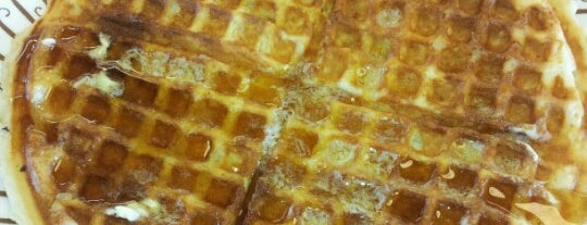 Waffle House is one of The 15 Best Places for Beef Sandwiches in Louisville.