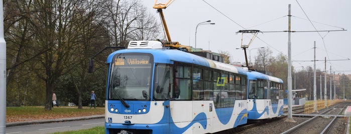 Nové Výškovice (tram) is one of MHD Ostrava 1/2.