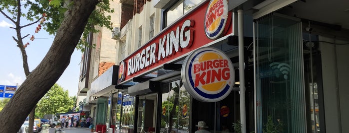 Burger King is one of Orte, die Kürşat gefallen.