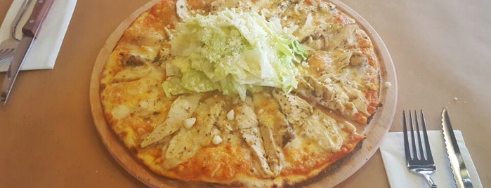 Pizza Locale is one of Tempat yang Disukai Demir.