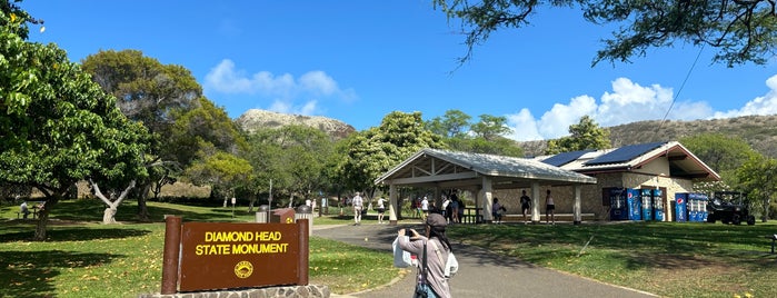 Diamond Head State Monument is one of Oahu hawaii.