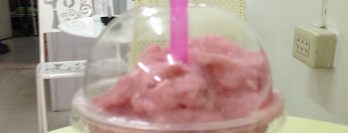 NAM-ING Smoothies is one of Aroi Wanglang.