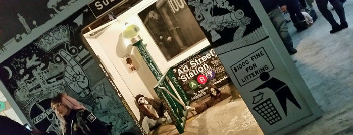 ArtStreet is one of Brianさんの保存済みスポット.