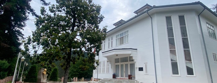 Yalova Termal Otel is one of Kaplıca - Ilıca ve Termal Tesisler.