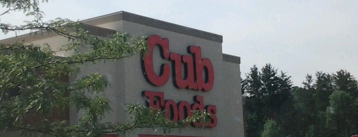 Cub Foods is one of Lugares favoritos de Brooke.