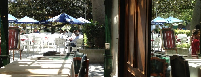 Café Victoria is one of Lugares favoritos de Federico.