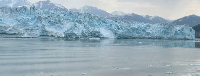 Hubbard Glacier is one of Dan'ın Beğendiği Mekanlar.