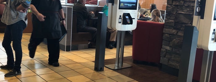 McDonald's is one of Posti che sono piaciuti a Joe.