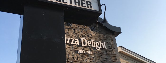 Pizza Delight is one of Orte, die Ian gefallen.