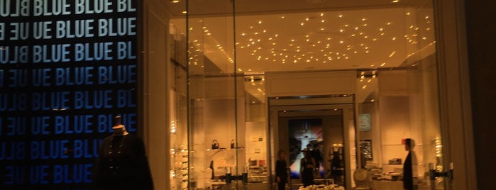 Dior is one of Lugares favoritos de Cristina.