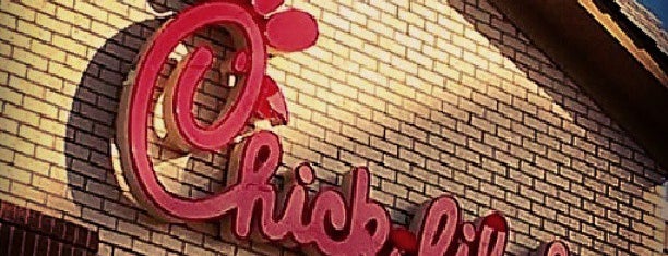 Chick-fil-A is one of Locais curtidos por Yessika.