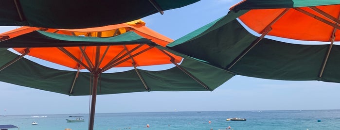 Mango Deck on Medano Beach is one of Posti che sono piaciuti a Ross.
