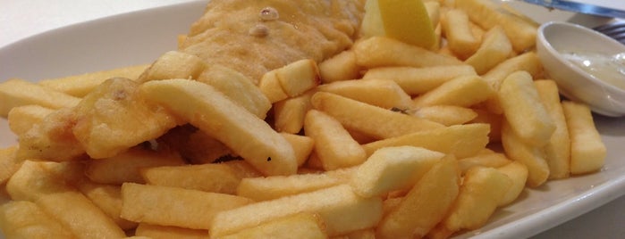 Beluga Fish & Chippery is one of D's Melbourne Eateries (Southside) List.