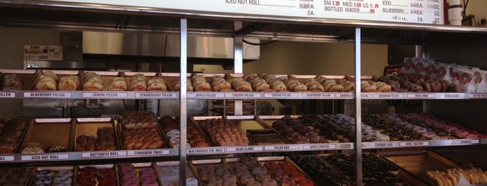 Shipley Donuts is one of Orte, die Christoph gefallen.