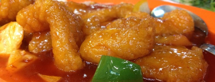 Wing Seong Fatty's Restaurant is one of SG eats.