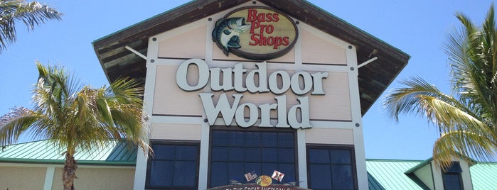 Bass Pro Shops is one of Good.