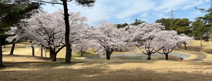 久邇カントリークラブ is one of Kazu’s Liked Places.