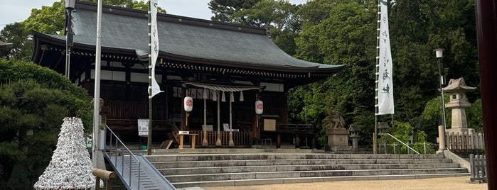 Yuzuruha Shrine is one of こうべ.