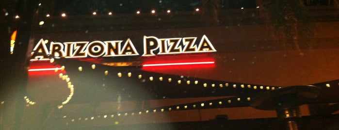 Arizona Pizza Company is one of Lieux sauvegardés par Cheearra.