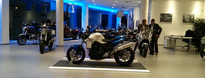 BMW Barcelona is one of Lugares favoritos de Run The.