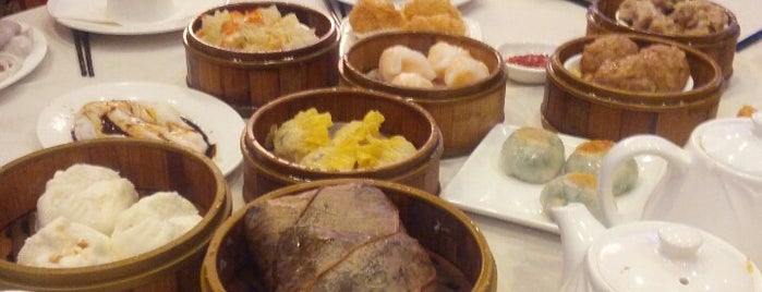 Jing Fong Restaurant 金豐大酒樓 is one of Asian noms.