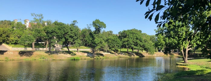 Wycliff Avenue Lake is one of DFW Parks.