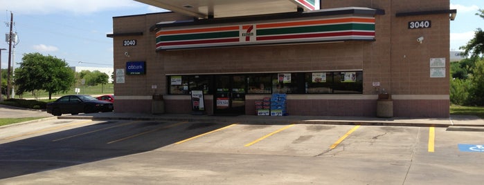 7-Eleven is one of Orte, die Joe gefallen.