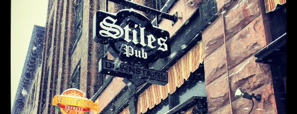 Stiles Public House is one of Krista'nın Beğendiği Mekanlar.