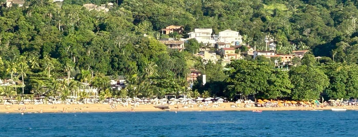 Praia de Indaiauba is one of Praias de Ilha Bela.