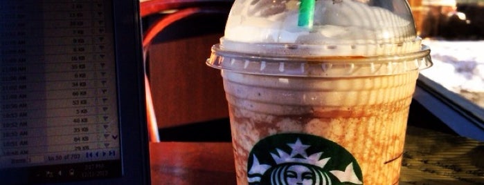 Starbucks is one of สถานที่ที่ Kristen ถูกใจ.