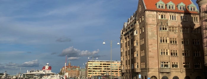 Skeppsbron Viewpoint is one of Lookouts in GBG.