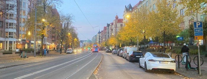 Linnégatan is one of Bosse.