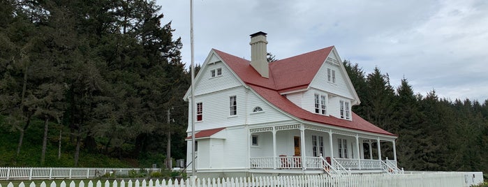 Heceta Lighthouse Bed & Breakfast is one of p.land.