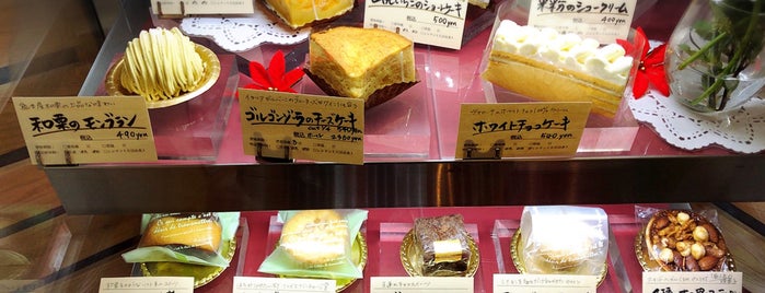 創作菓子 ソワメーム is one of Cafes & Sweets.