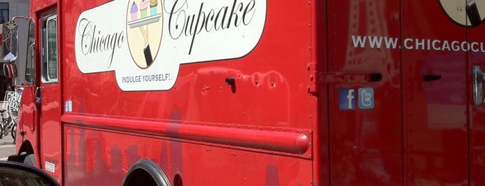 Chicago Cupcake is one of Chicago Food Trucks.