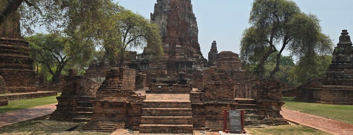 Wat Phra Ram is one of อยุธยา สุพรรณบุรี.