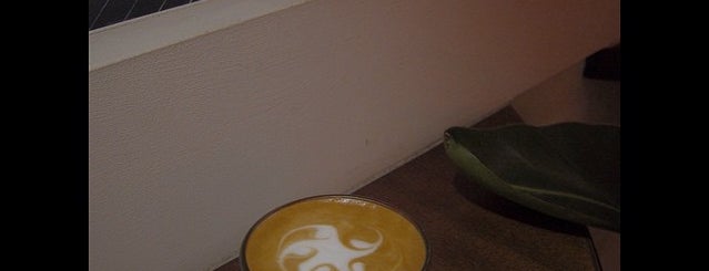 World Coffee Ambassador red-clover 三宿 is one of 気になるカフェ2.