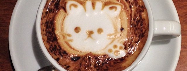 カフェ・カトル・ヴァン・ヌフ is one of Design latte art.