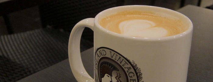 Island Vintage Coffee is one of 光ステーション(0000FLETS-PORTAL)のあるカフェ.