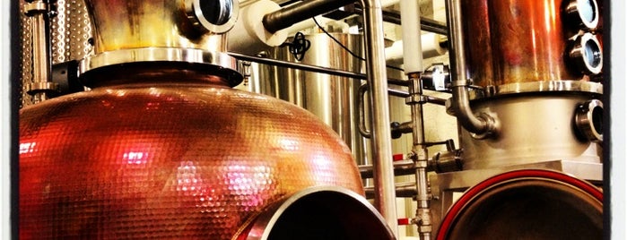 New Columbia Distillers is one of John'un Kaydettiği Mekanlar.