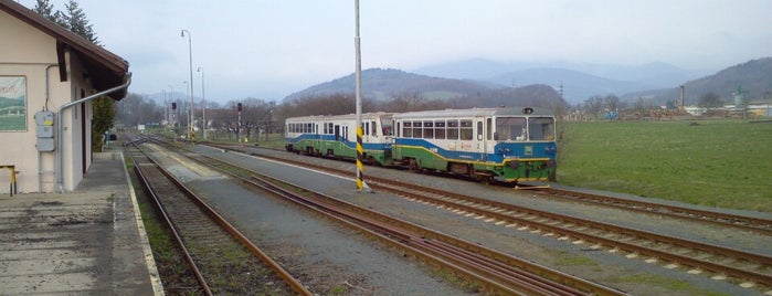 Železniční stanice Petrov nad Desnou is one of Železnice Desná.