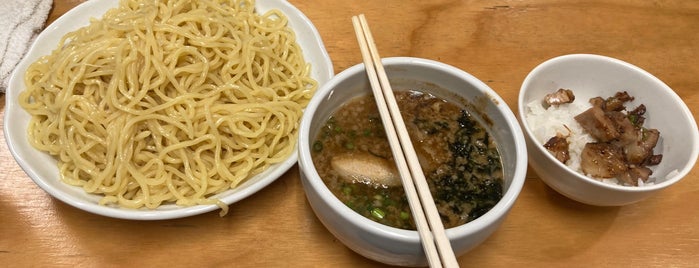 麺場 なっくる is one of ラーメン.