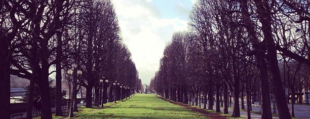 Gardens of the Champs-Élysées is one of Paname.